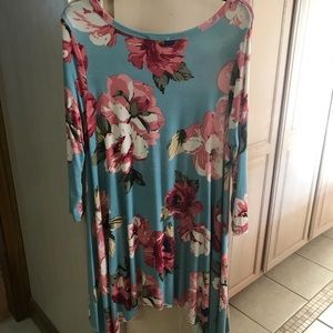 Boutique tunic floral